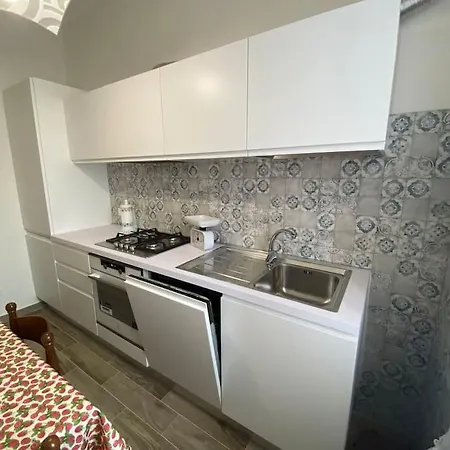Casa Diamante A Pochi Passi Dal Mare Di Albenga