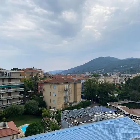 Casa Diamante A Pochi Passi Dal Mare Di Apartamento Albenga