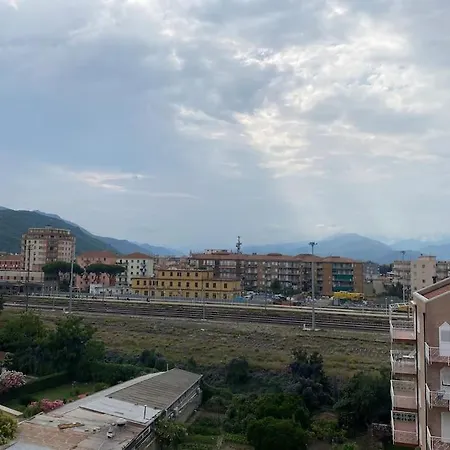 Casa Diamante A Pochi Passi Dal Mare Di * Albenga